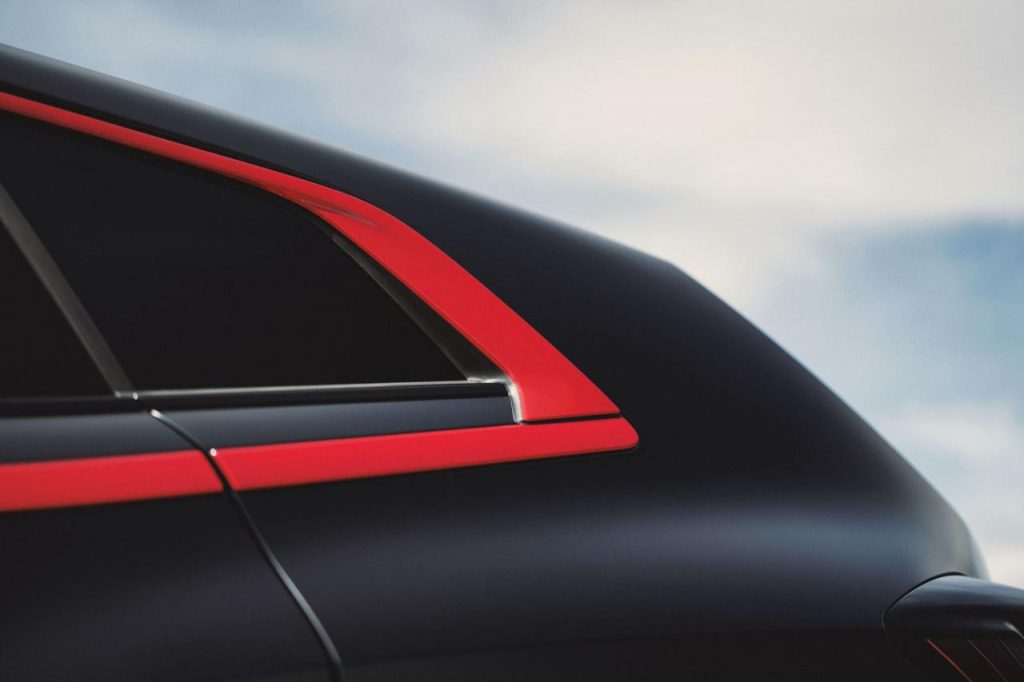 hd-bmw-xm-label-red-4