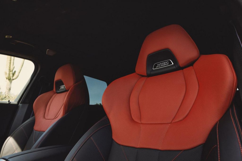 hd-bmw-xm-label-red-9
