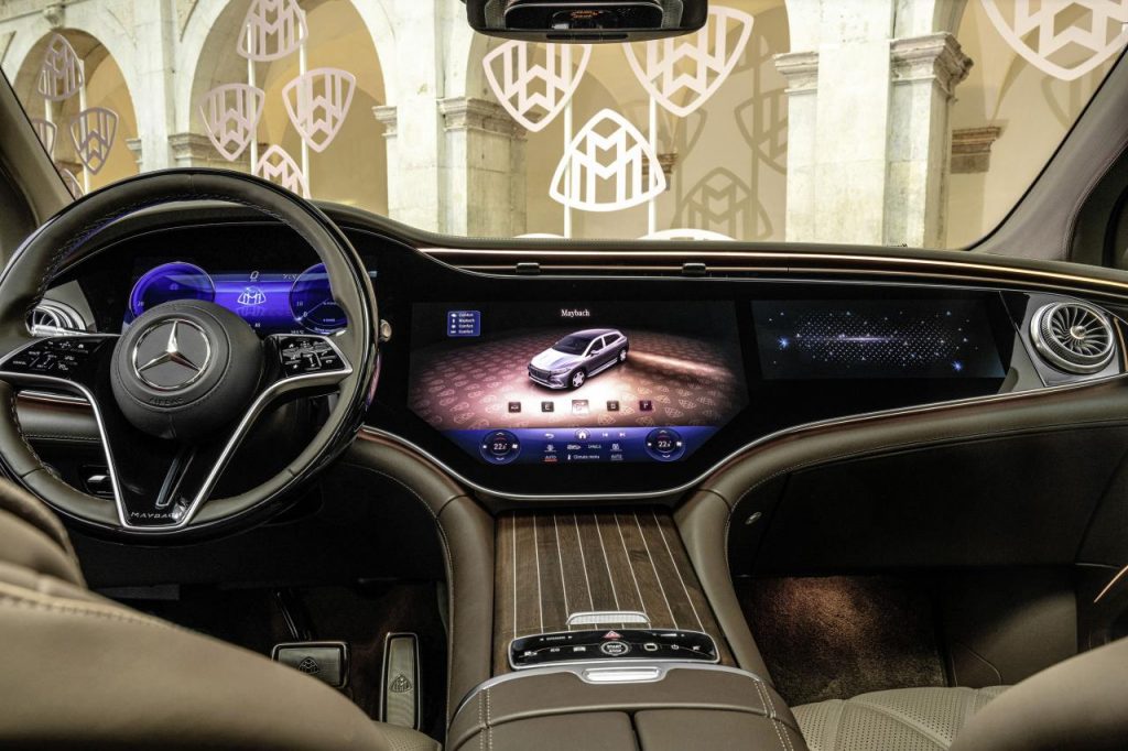 hd-mercedes-maybach-eqs-suv