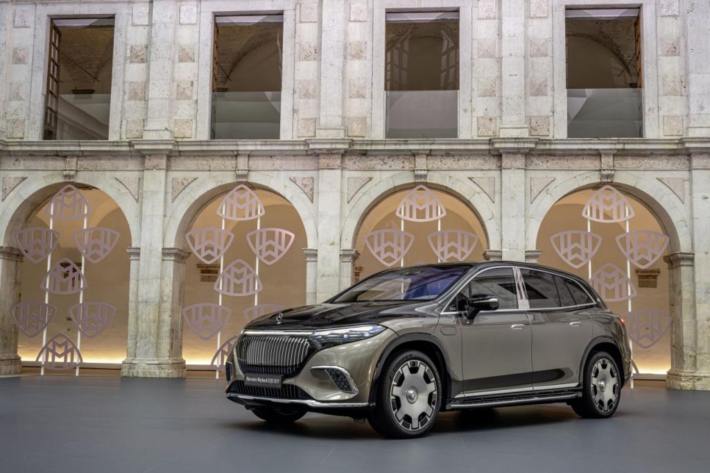 hd-mercedes-maybach-eqs-suv-12
