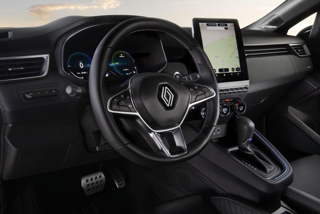 hd-renault-clio-v-facelift-2023-19