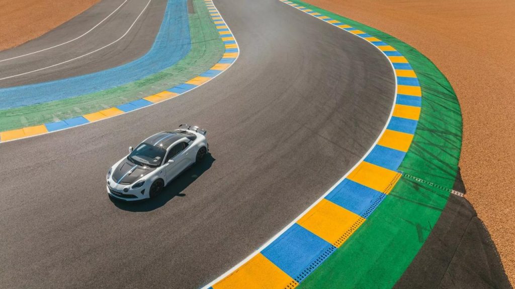 hd-a110-le-mans-3