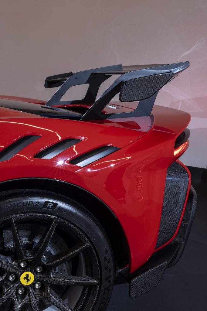 hd-ferrari-sf90-xx-stradale-et-sf90-xx-spider-24