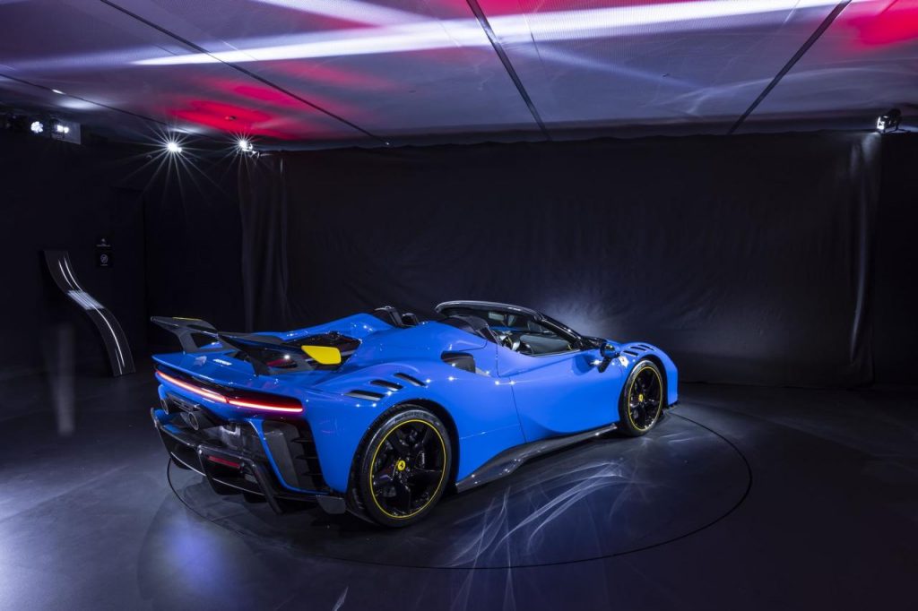 hd-ferrari-sf90-xx-stradale-et-sf90-xx-spider-31