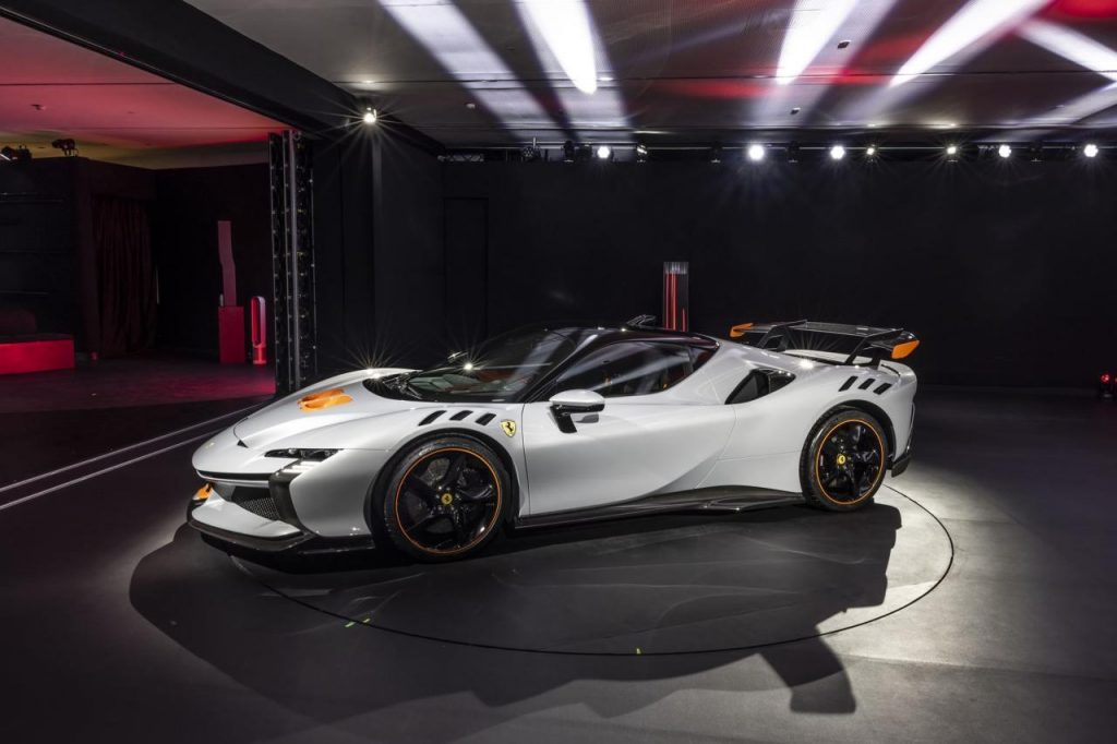 hd-ferrari-sf90-xx-stradale-et-sf90-xx-spider-8