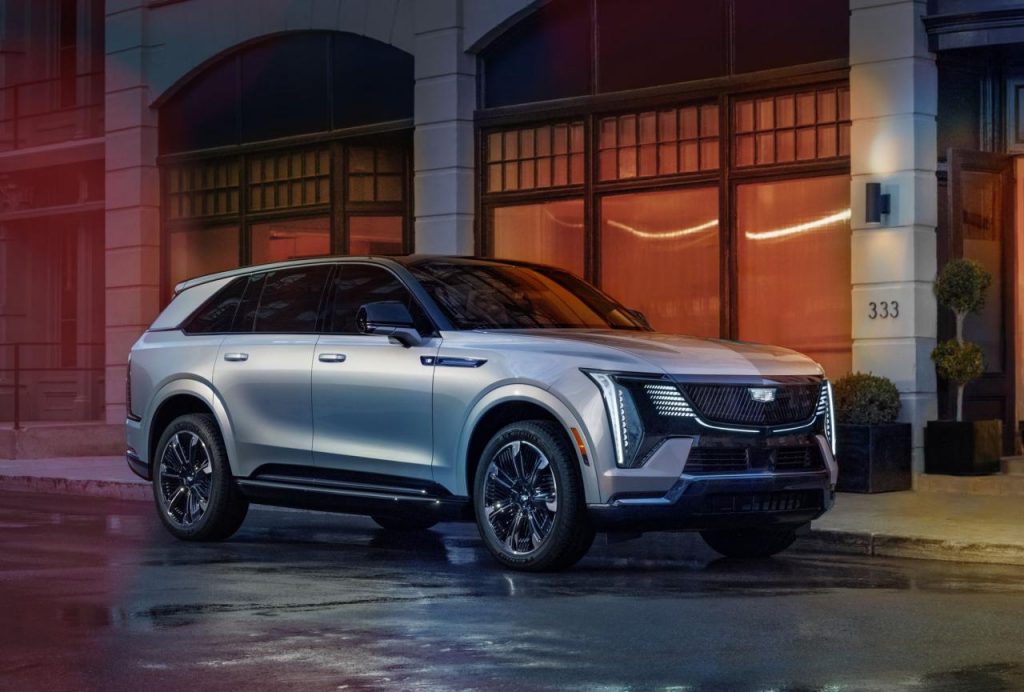hd-cadillac-escalade-iq-2025-4
