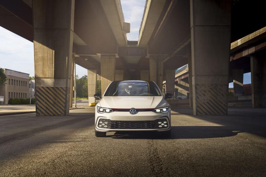 hd-vw-golf-gti-380-6