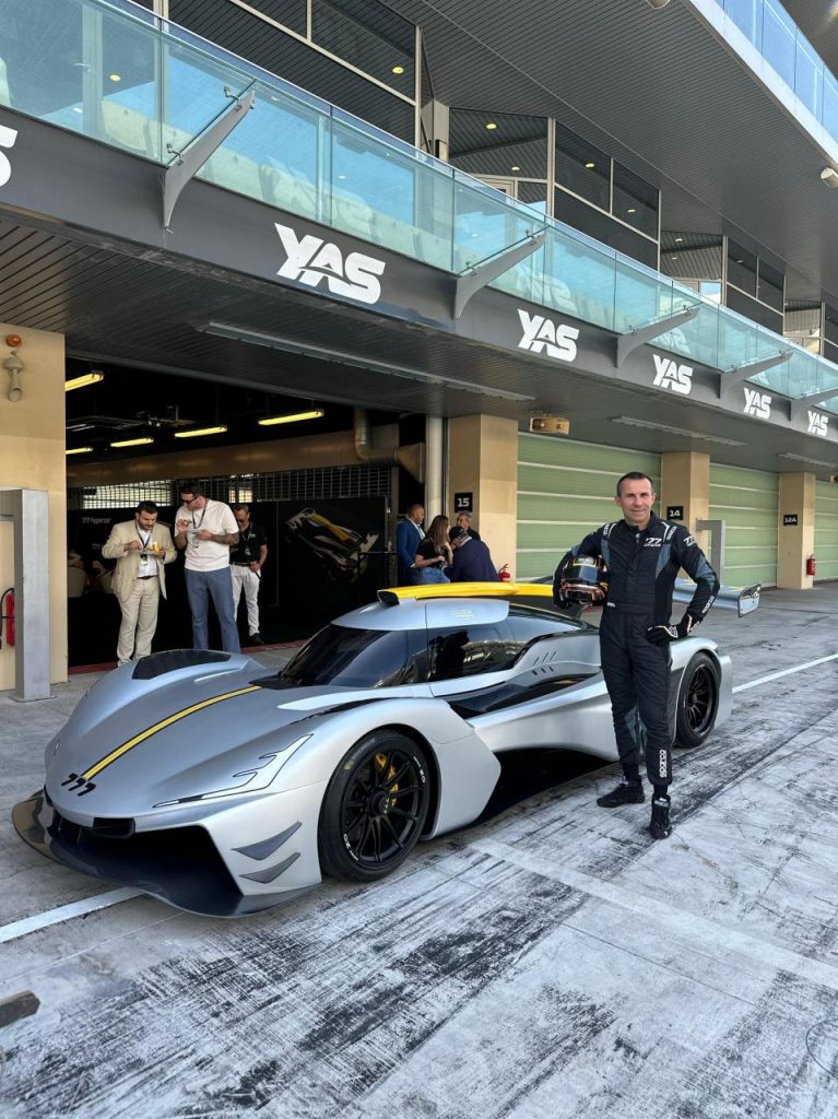 hd-777-hypercar-3