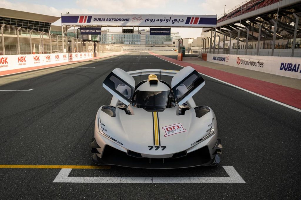hd-777-hypercar-4