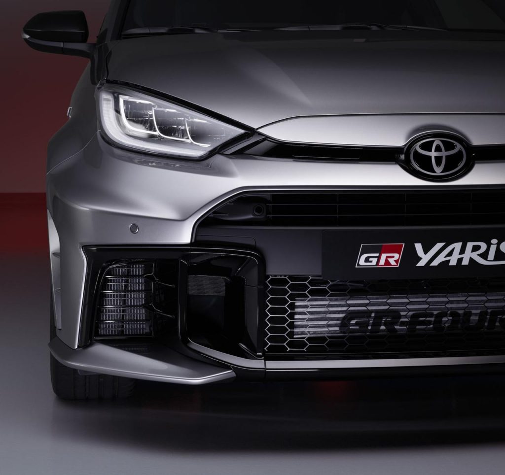 hd-gr-yaris-2024-11