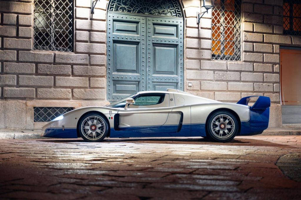 hd-maserati-mc12-12