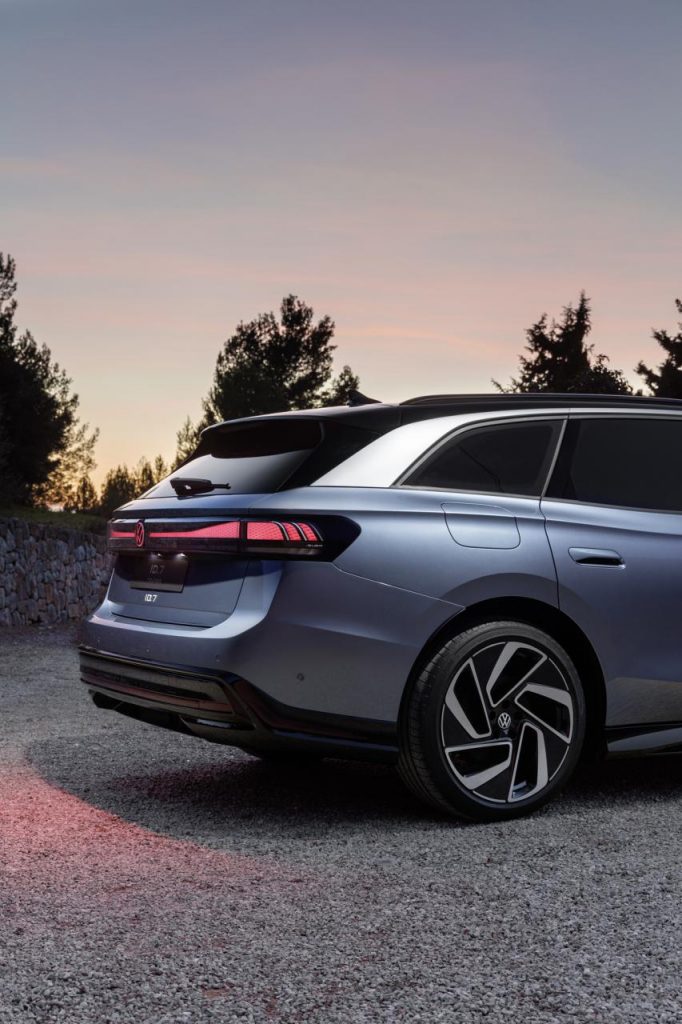 hd-id7-tourer-10