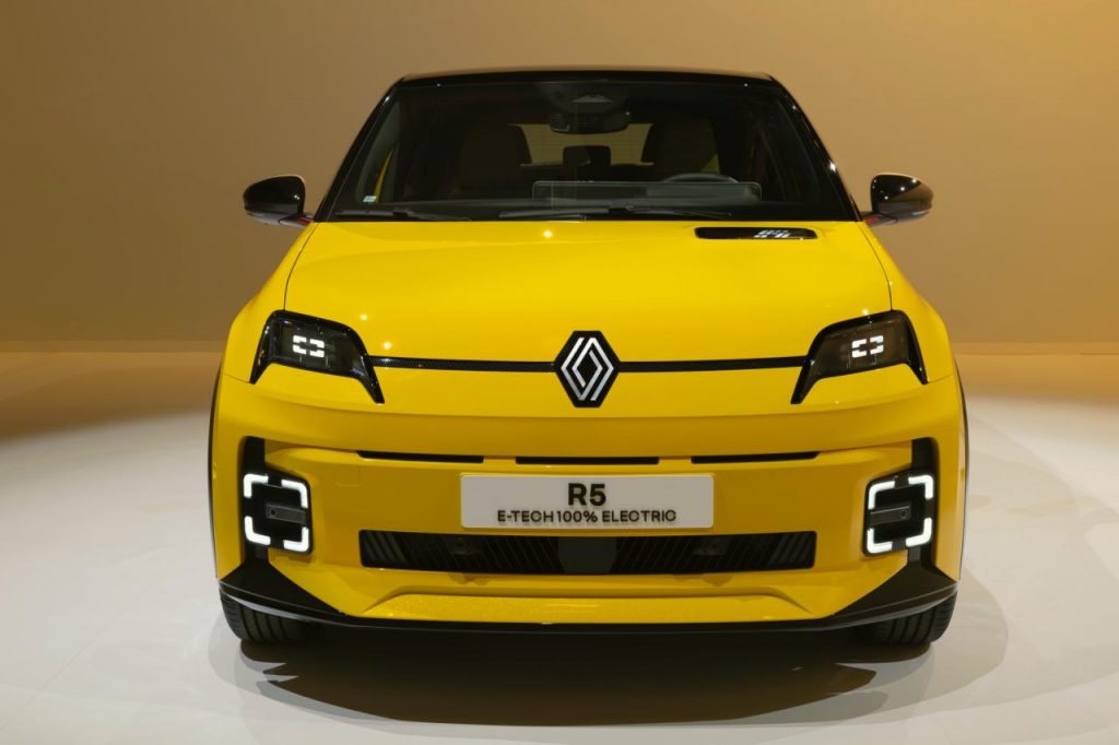 hd-renault-r5-etech-12