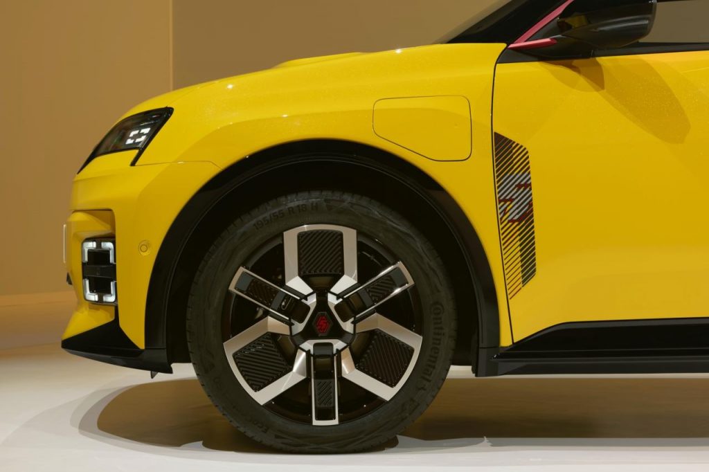 hd-renault-r5-etech-13
