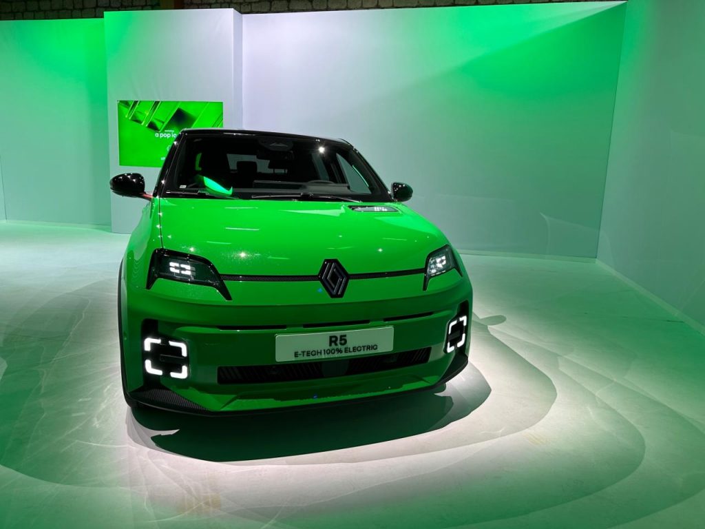 hd-renault-r5-etech-6