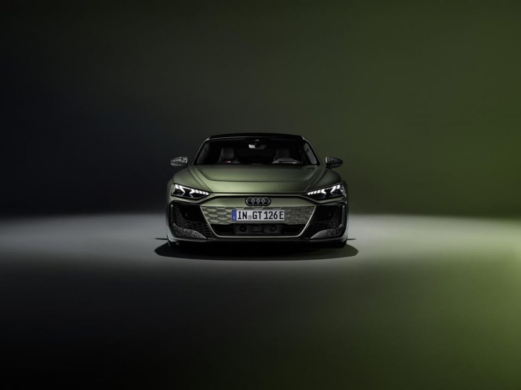 hd-audi-e-tron-gt-2024-1