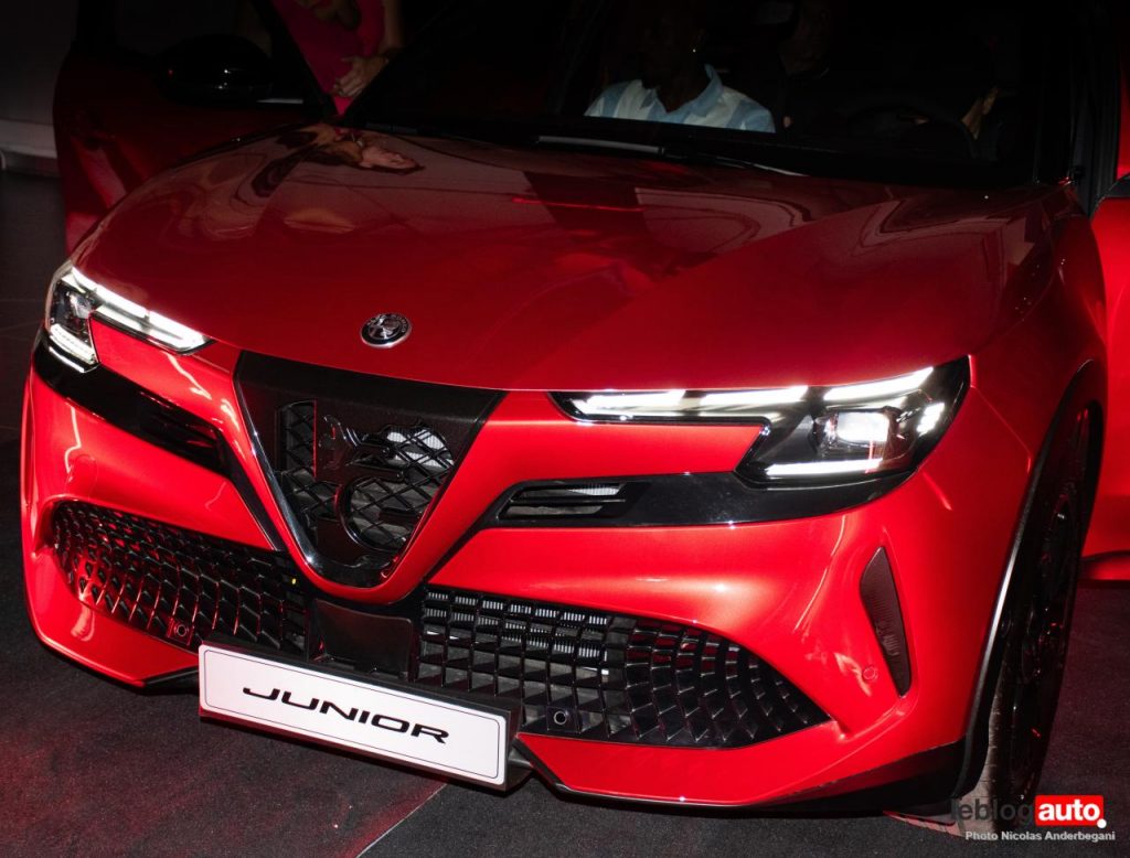 hd-alfa-romeo-junior-decouverte-1