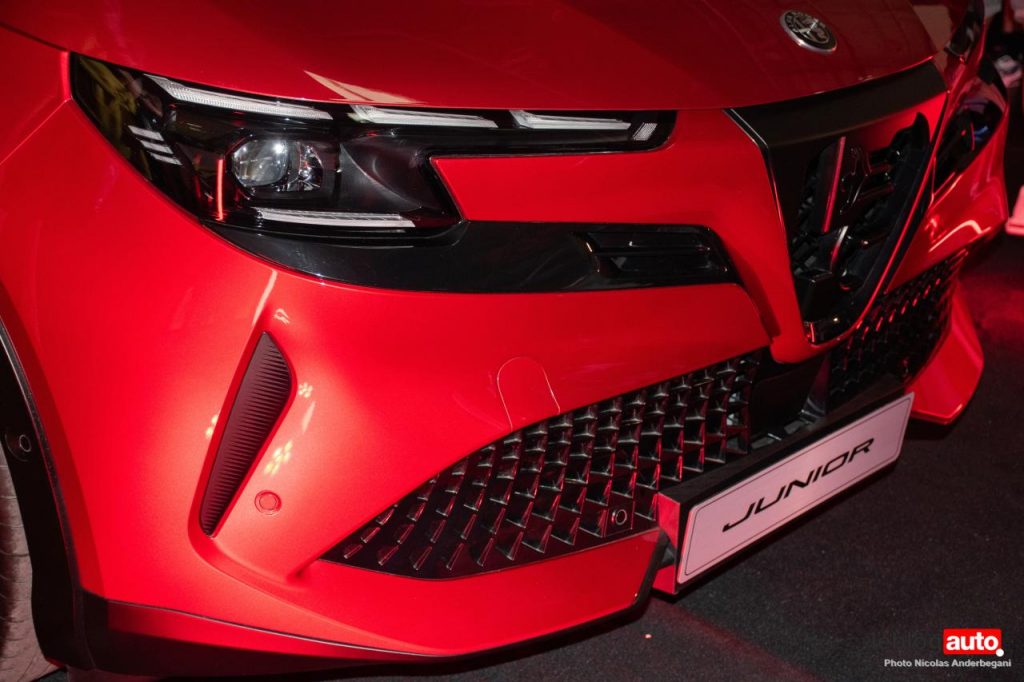 hd-alfa-romeo-junior-decouverte-4