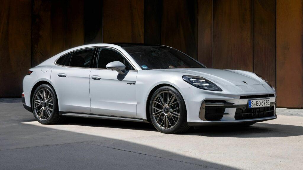 hd-panamera-gts-et-turbo-s-e-hybrid-2024-2