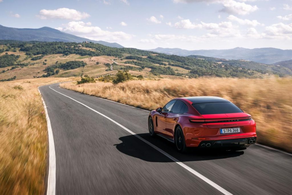 hd-panamera-gts-et-turbo-s-e-hybrid-2024-5