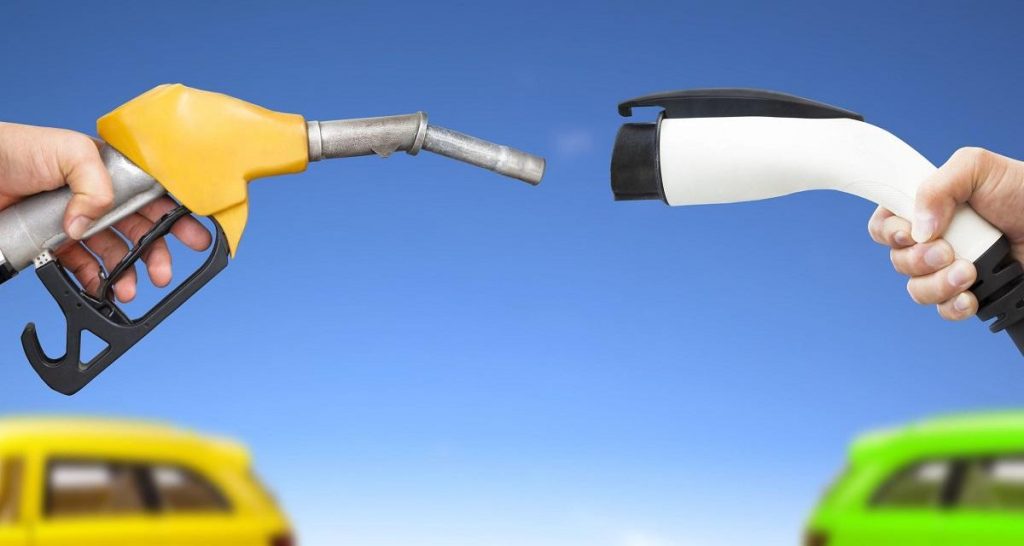 Patatras ! La pénurie de batteries met à mal la fin du thermique en 2035