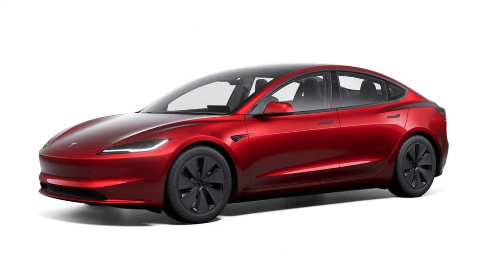 Encore un énorme rappel chez Tesla Une Tesla Model 3 rouge