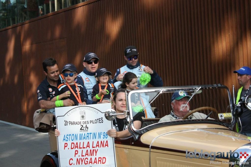 hd-24_heures_du_mans_2014_les_pilotes_la_parade_2-14