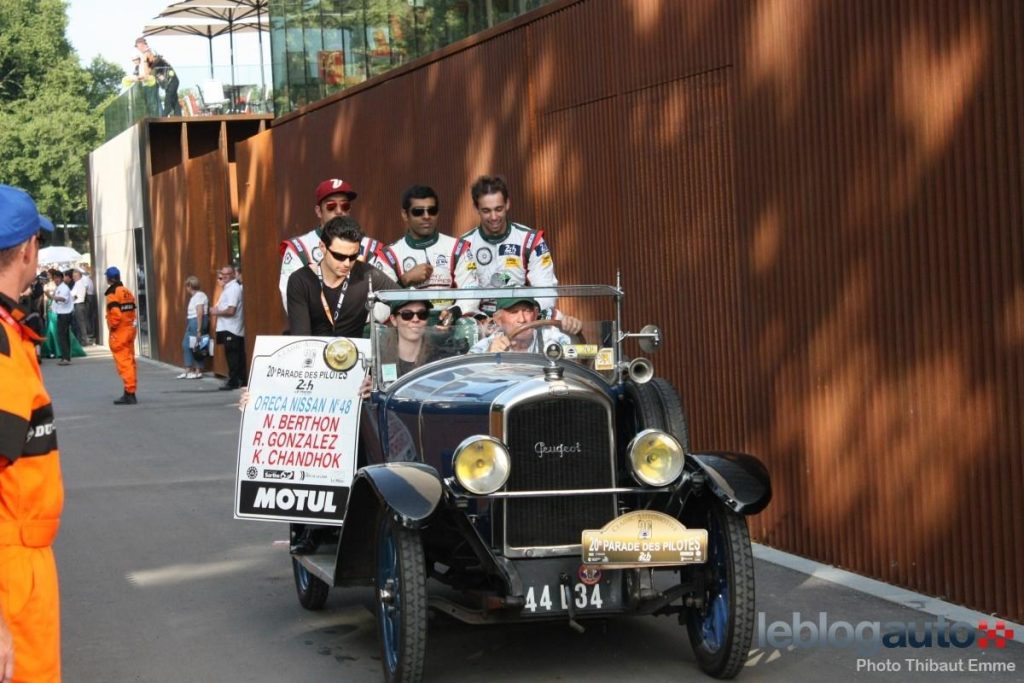 hd-24_heures_du_mans_2014_les_pilotes_la_parade_2-9