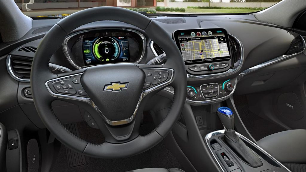 hd-dtroit_2015_chevrolet_volt_1