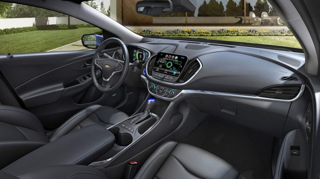 hd-dtroit_2015_chevrolet_volt_1-2