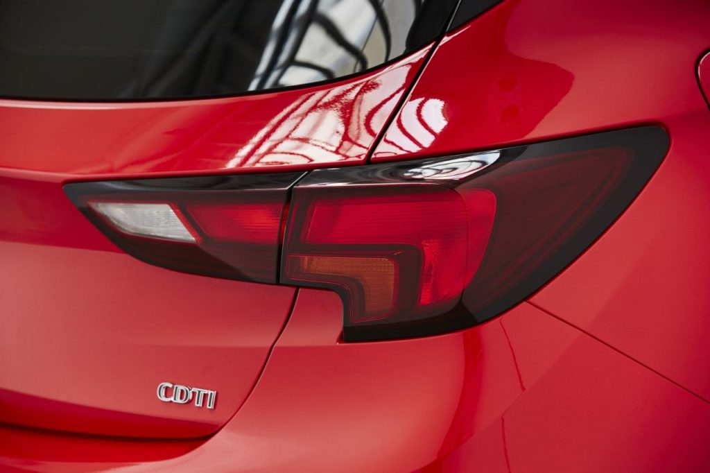 hd-essai_statique_opel_astra_1-10