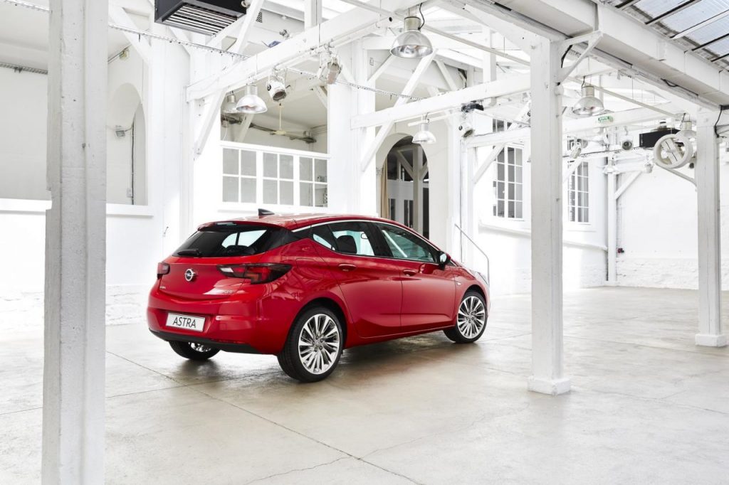 hd-essai_statique_opel_astra_1-2