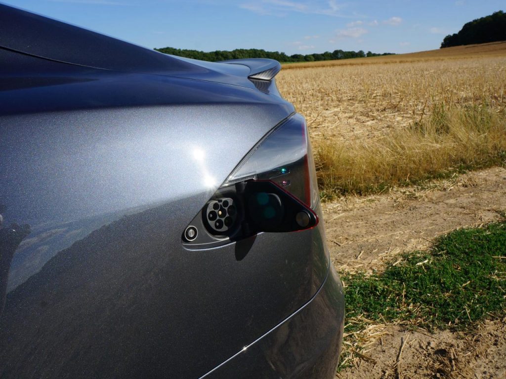 hd-essai_tesla_model_s_p85d_1-16