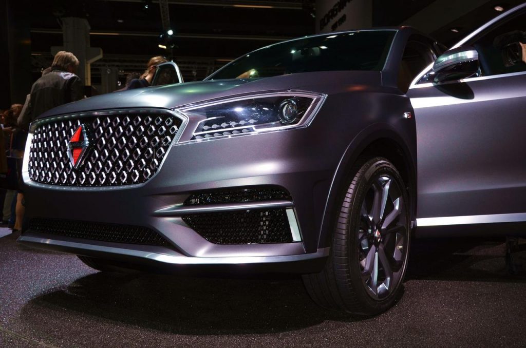 hd-francfort_2015_live_borgward_bx7_1-23