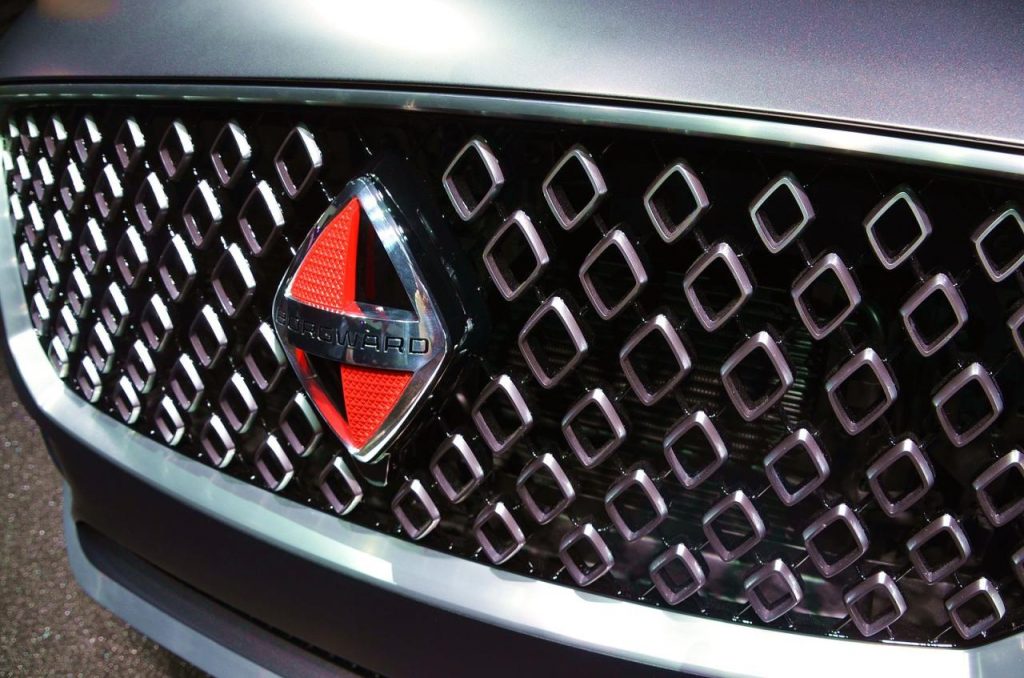 hd-francfort_2015_live_borgward_bx7_1-25