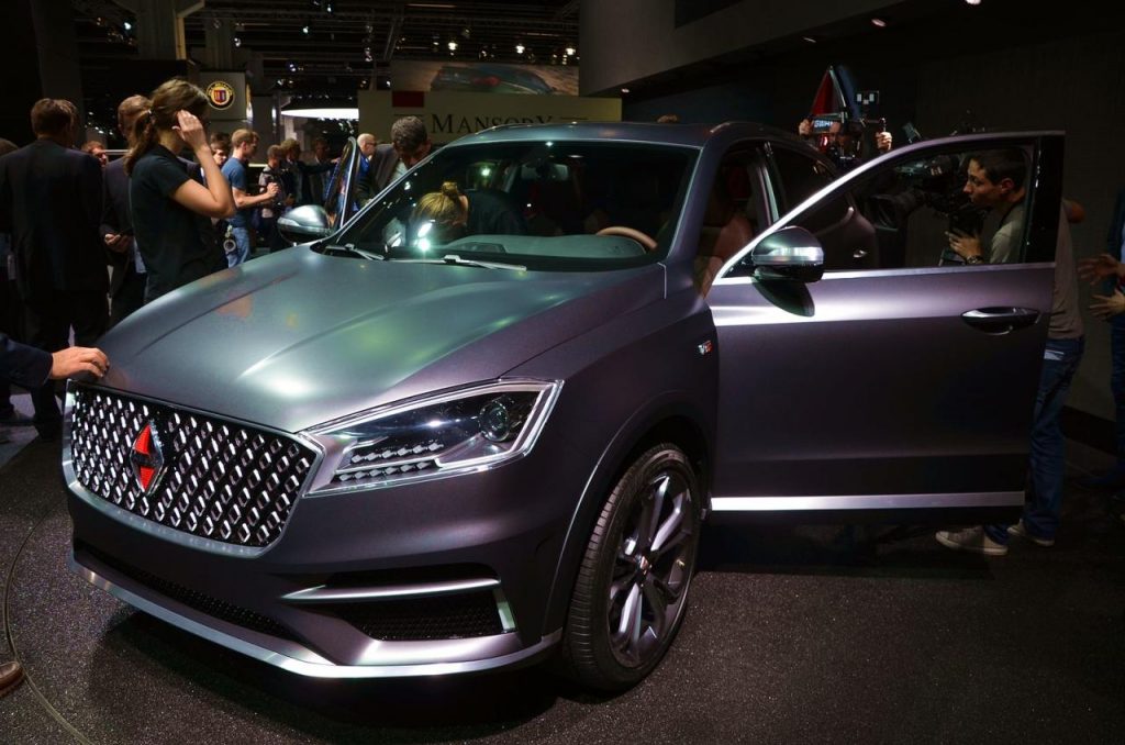 hd-francfort_2015_live_borgward_bx7_1-26