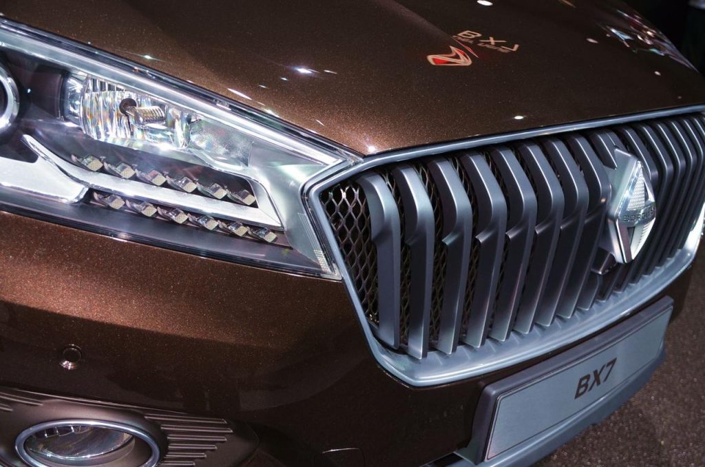 hd-francfort_2015_live_borgward_bx7_1-6