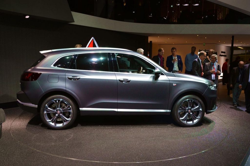hd-francfort_2015_live_borgward_bx7_1-7