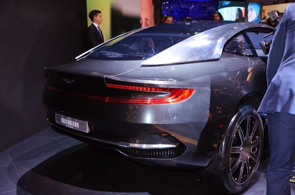 hd-genve_2015_live_aston_martin_dbx_concept_1-12