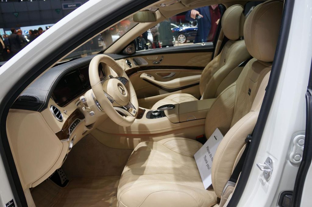hd-genve_2015_live_brabus_rocket_900_1-1