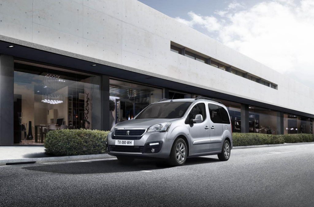 hd-genve_2015_peugeot_partner_1-12