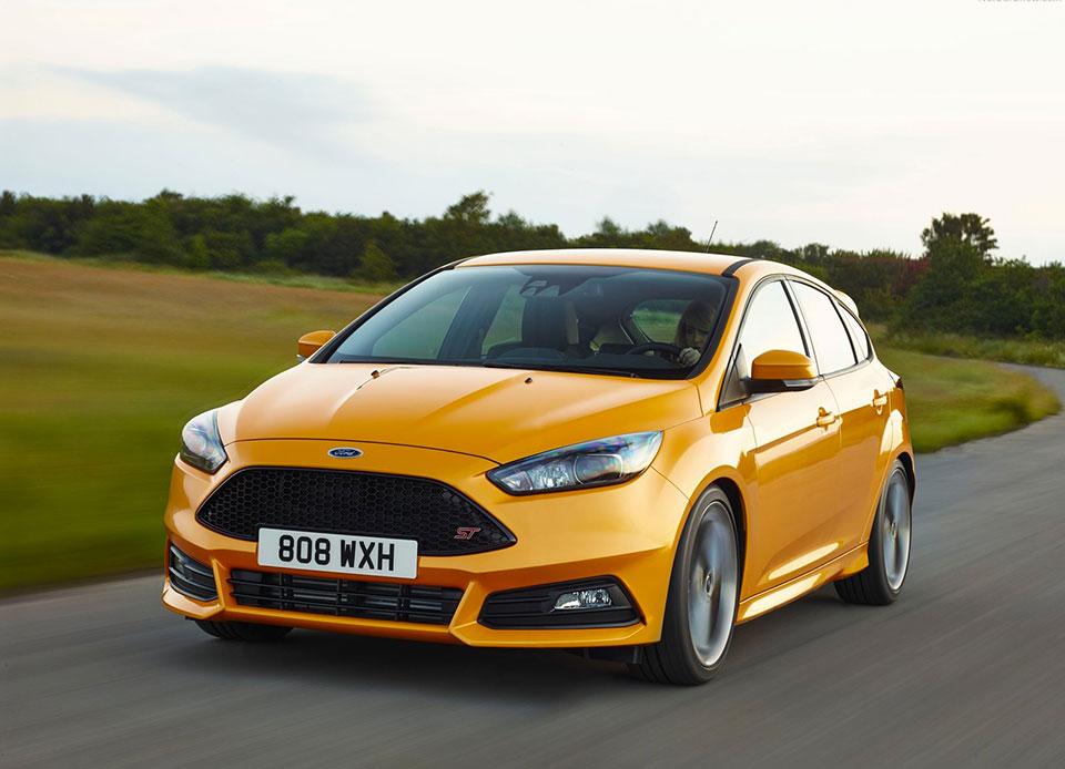 hd-goodwood_2014_ford_focus_st_1-10