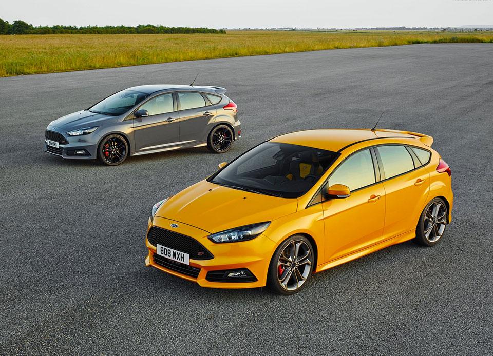 hd-goodwood_2014_ford_focus_st_1-18