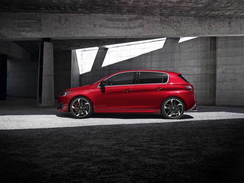 hd-goodwood_2015_peugeot_308_gti_1-29