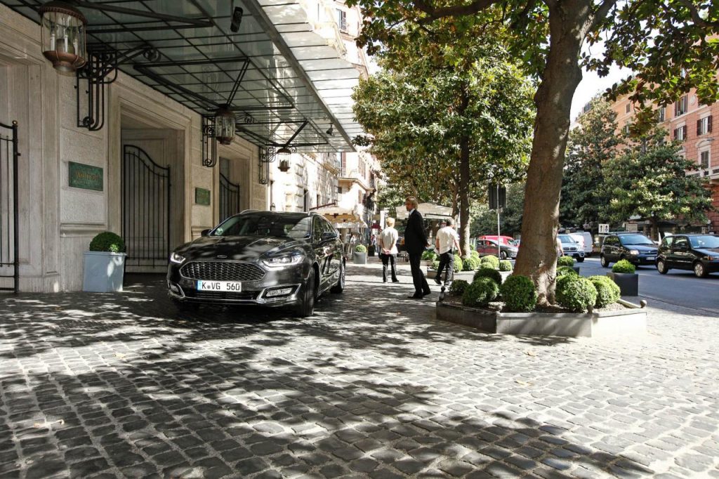 hd-lancement_de_la_gamme_ford_vignale_1-7
