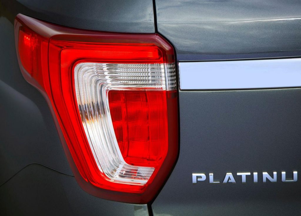 hd-los_angeles_ford_explorer_1-7