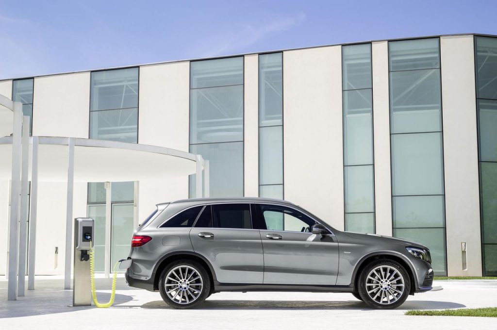 hd-mercedes_glc_adieu_glk_1-21