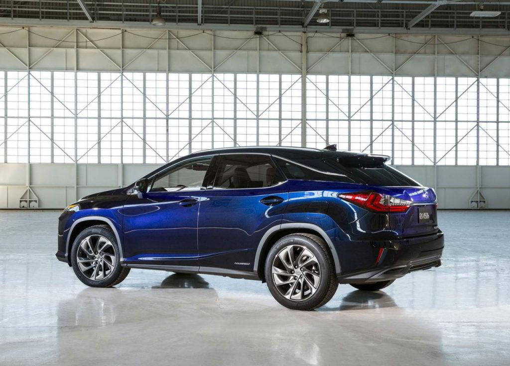 hd-new_york_2015_lexus_rx_2-14