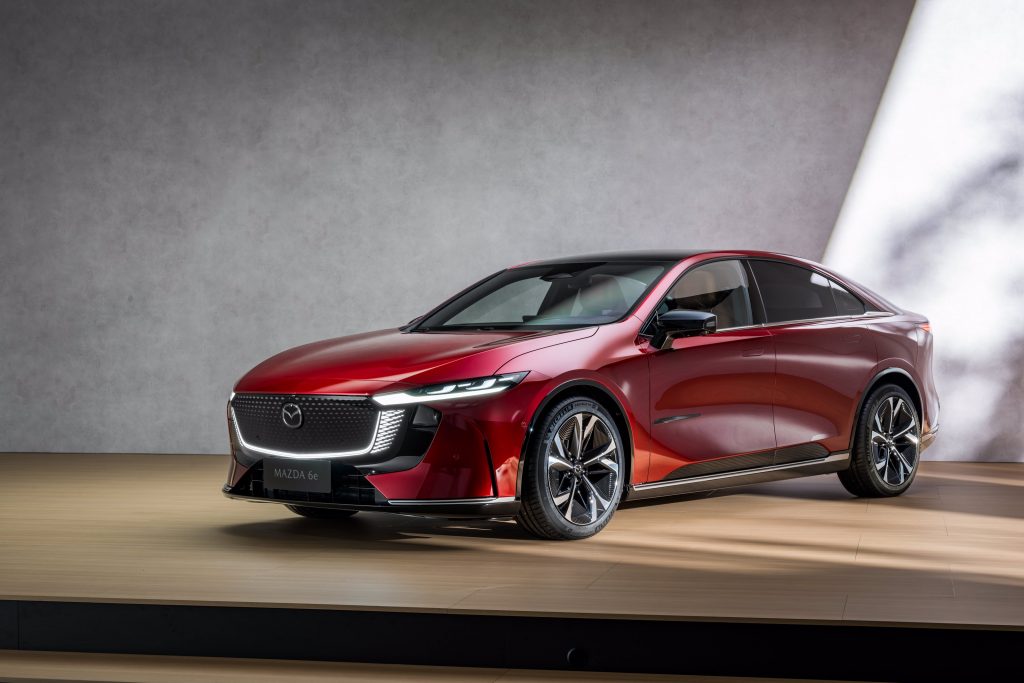 Bruxelles 2025 : Mazda nous envoute avec la Mazda6e La Mazda Mazda6e