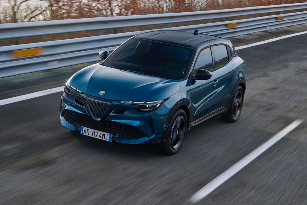 Alfa Romeo Junior Q4 : les premiers tarifs dévoilés Alfa Romeo Junior Q4